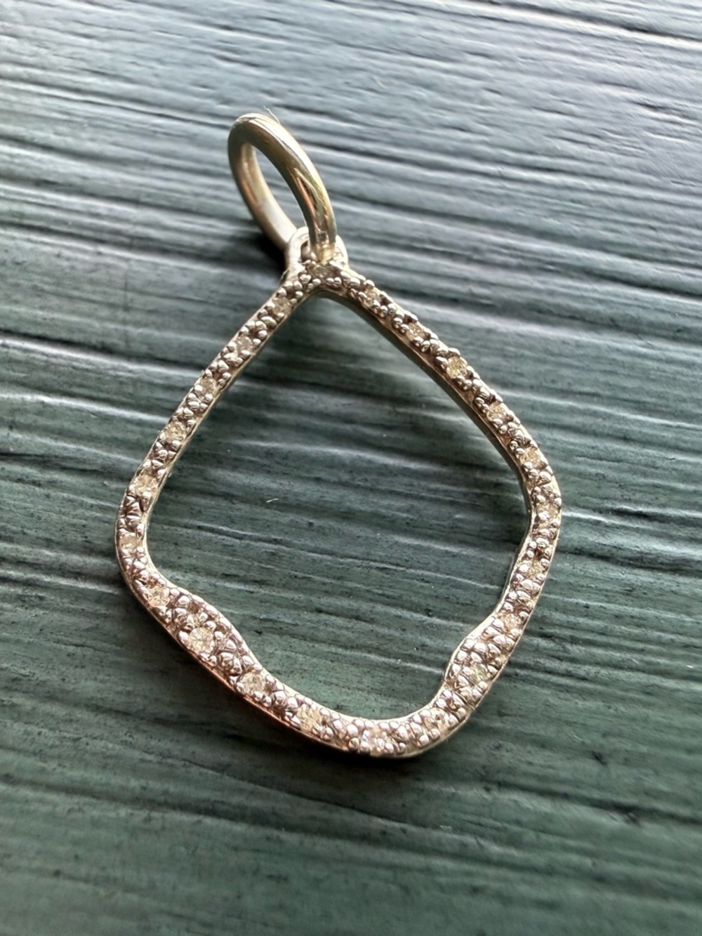 Monica Vinader Riva Kite Charm Pendant Medium Pavé Diamonds Sterling Silver